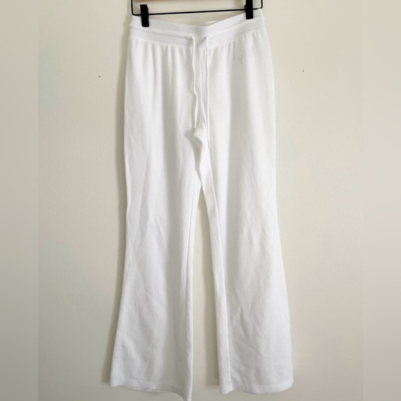 Aritzia Sunday Best Pants - Picture 2 of 2